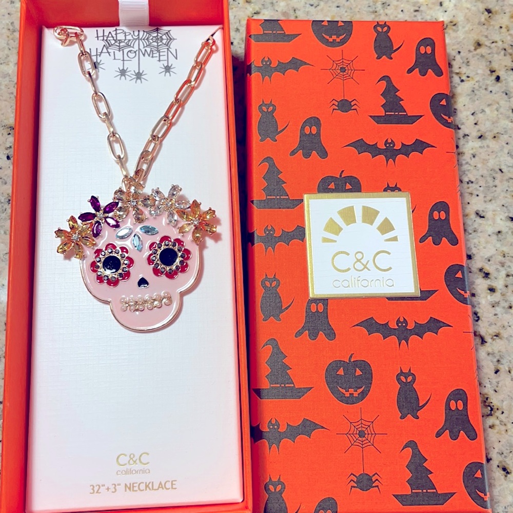 💀 Skull Necklace 💀